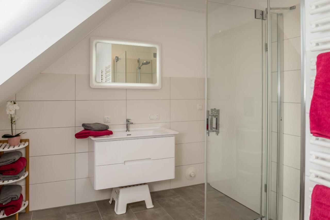 Ostfreesenhuus - Westwind Apartment Aurich Exterior photo
